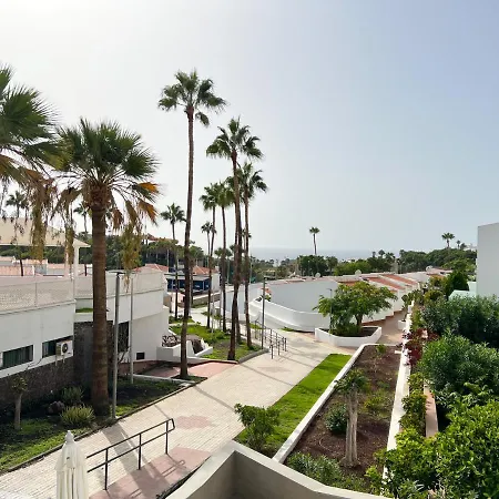 Apartman Island Village